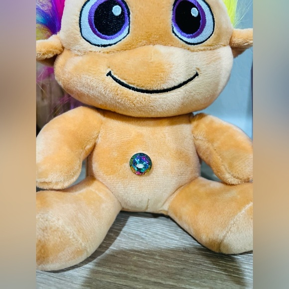 Trolls - Rainbow Troll HugMe 16"  Plush "New" - Picture 3 of 6